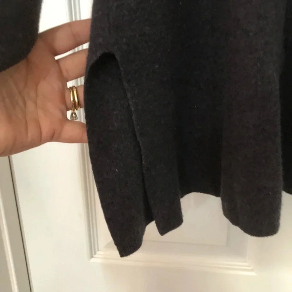 ! Eileen Fisher 100% Merino Wool Cardigan grey sz small - Picture 3 of 5